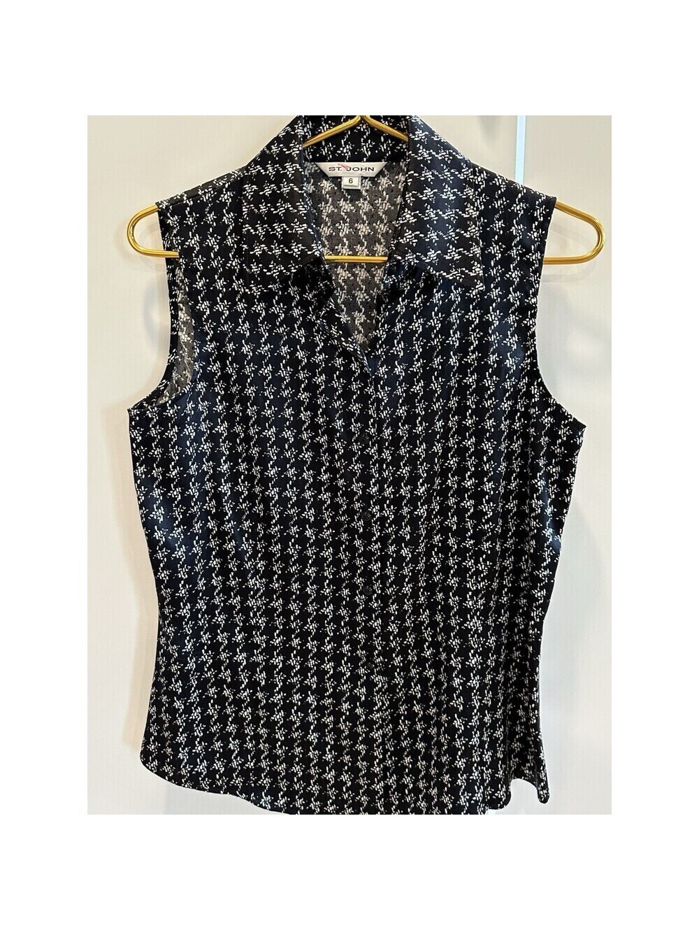 ST. JOHN Silk Stretch Houndstooth Top Size 6 Black Career Blouse Heritage